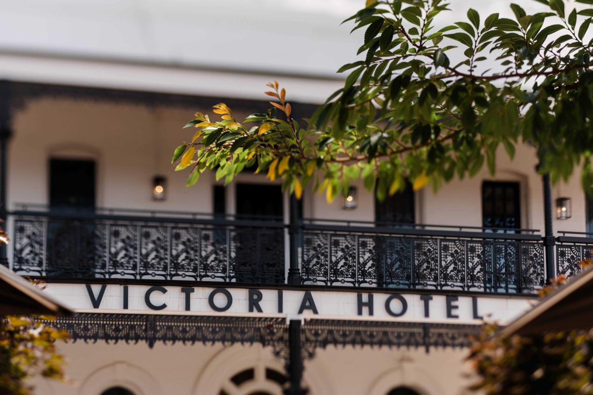 The Victoria Hotel 루더글렌 외부 사진