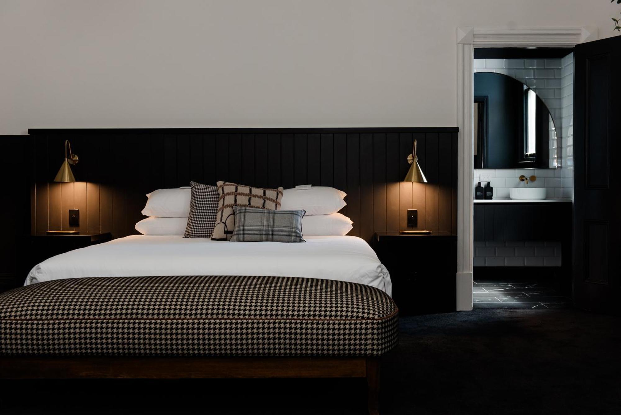 The Victoria Hotel 루더글렌 외부 사진